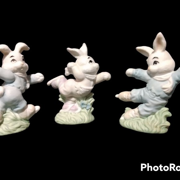 Three porcelain Easter bunnies by Art Mark - Picture 12 of 12